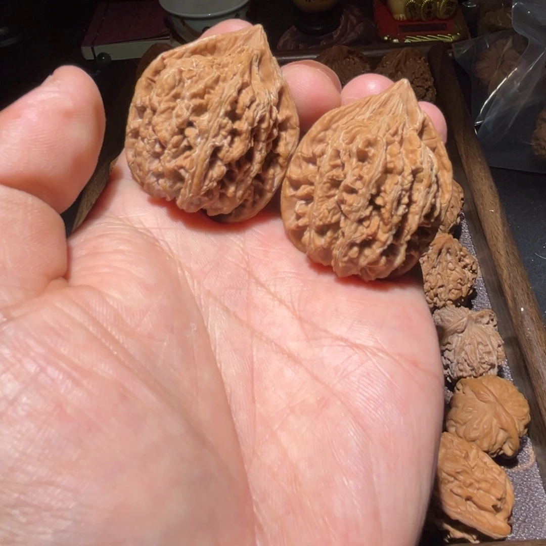 瑞麟文玩核桃山地无名野核 37.38.44