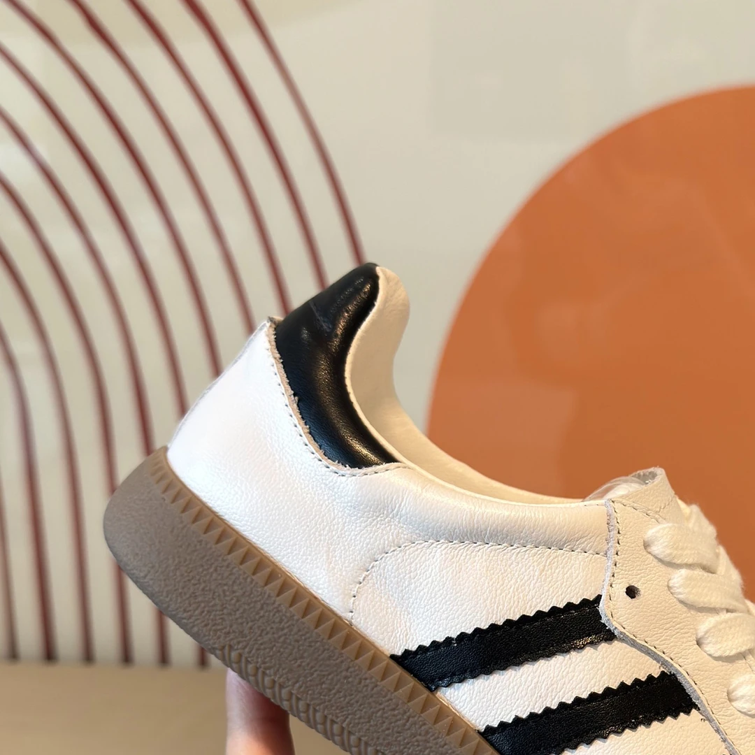 头层牛皮德训鞋女款明星同款网红加绒女鞋2025新款爆款平底小白鞋