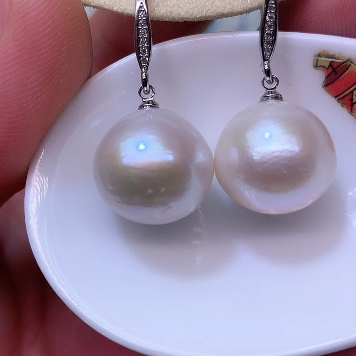 银S925镶嵌耳饰淡水珍珠