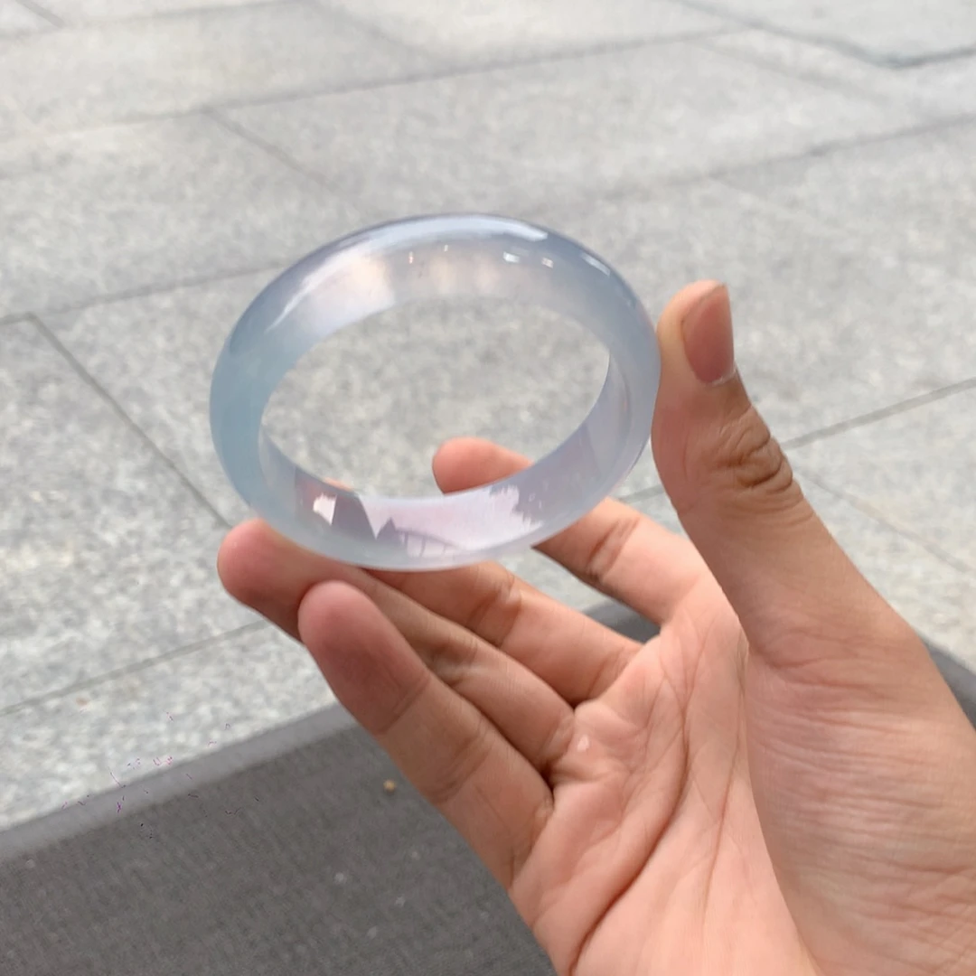 翡翠手镯未镶嵌正