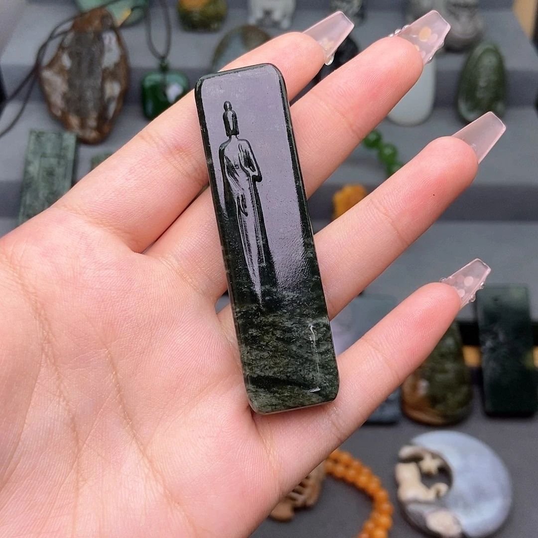 和田玉未镶嵌颈饰庚*