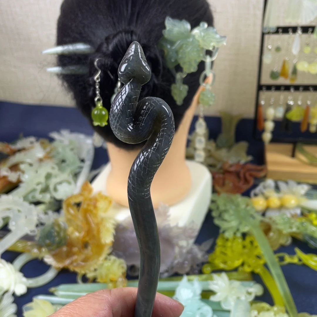 蛇纹石玉未镶嵌发饰