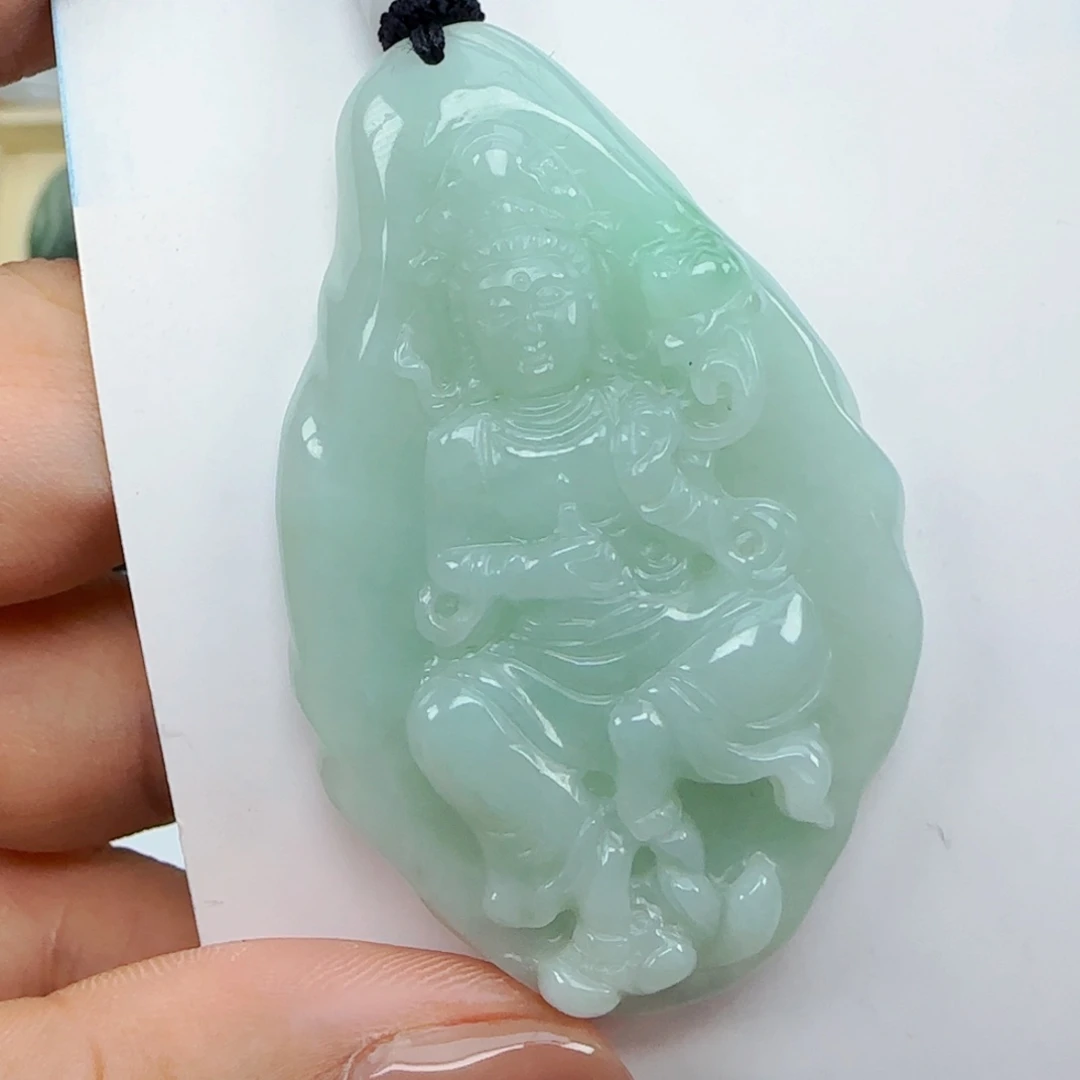 翡翠未镶嵌颈饰