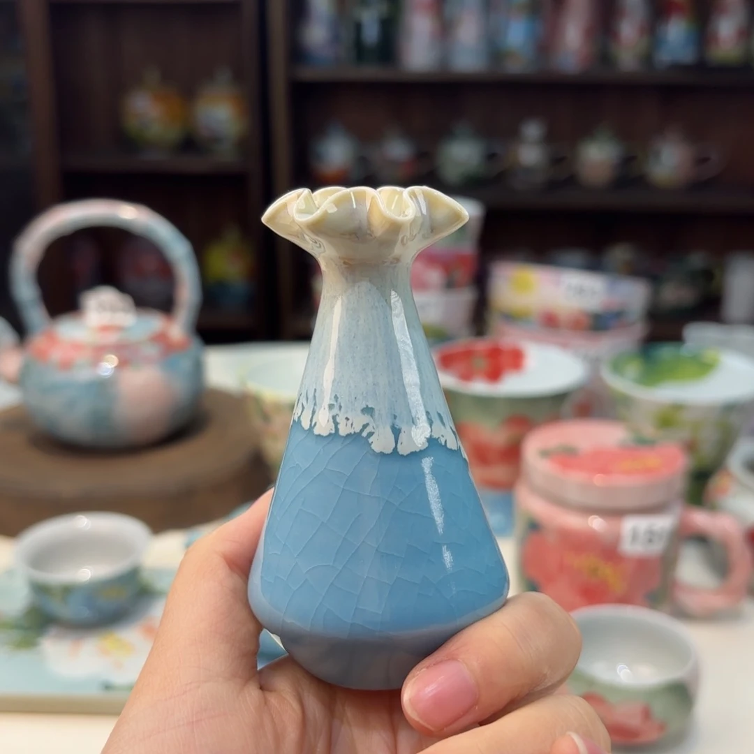 瓷片兔兔的小可爱太