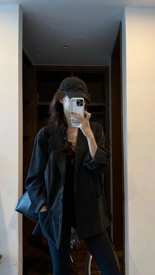 2025秋季新款韩版高级感宽松气质休闲黑色西装外套女显瘦紧身裤子