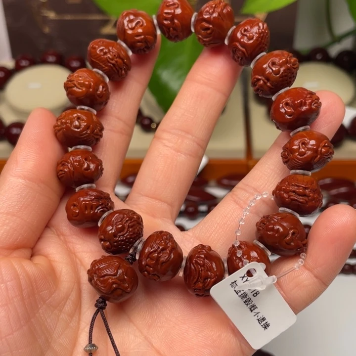 手串橄榄核好**成包浆玉化