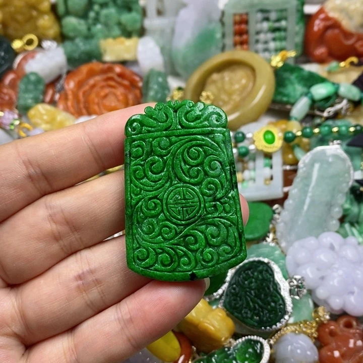 翡翠吊坠(不含链)未镶嵌陈**啊