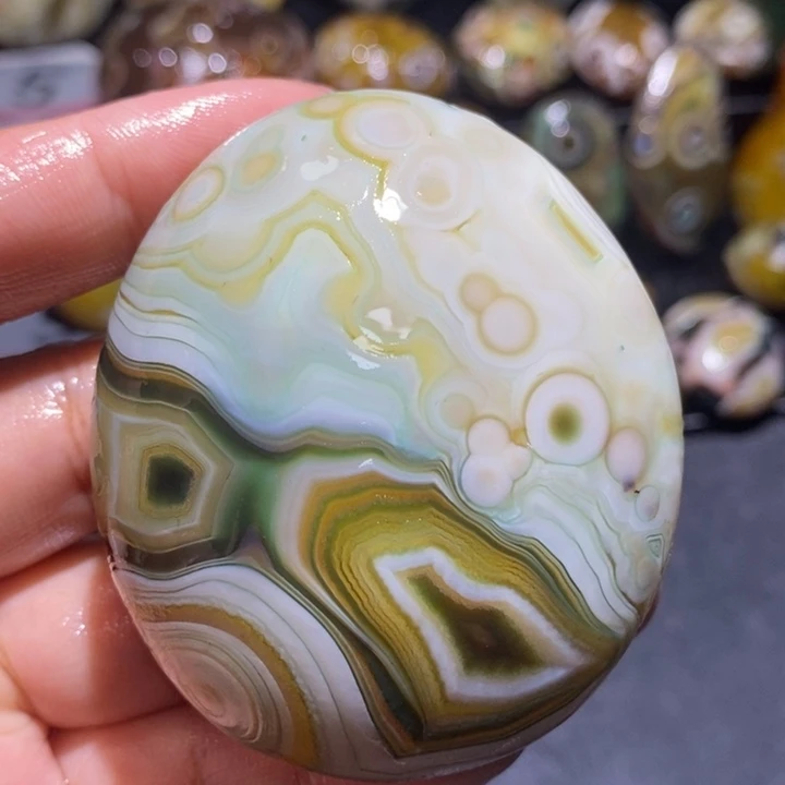 玛瑙/玉髓未镶嵌珠宝奇石63