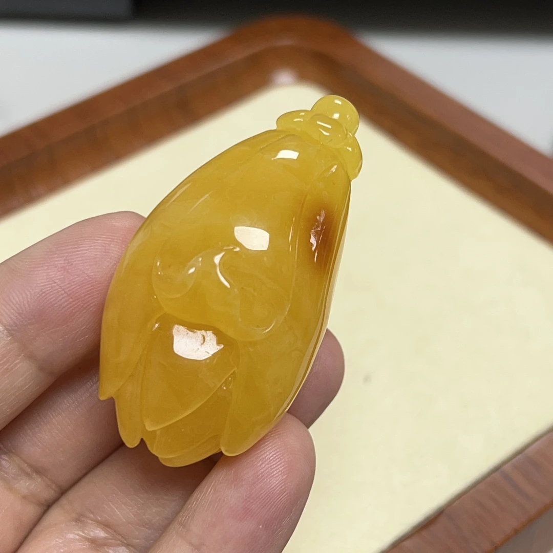 【宝兰家】天然原矿无优化无烤色无补胶无煮蜜无辐照蜜蜡玉兰花吊坠