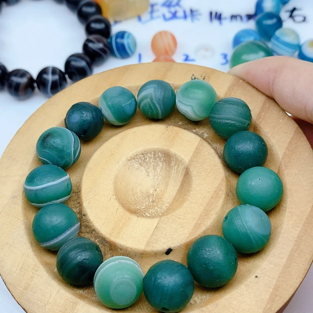 合金颈饰玛瑙/玉髓翡**家