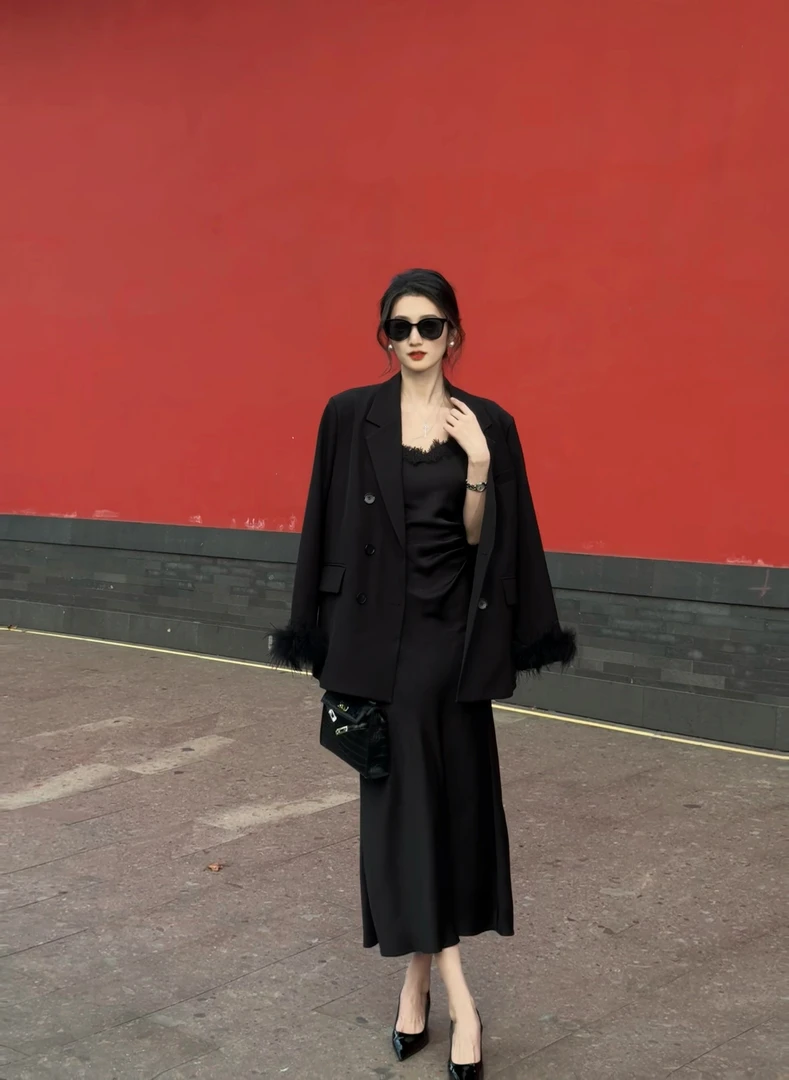 【丢丢】上衣收腰时尚显瘦气质炸街时尚套装