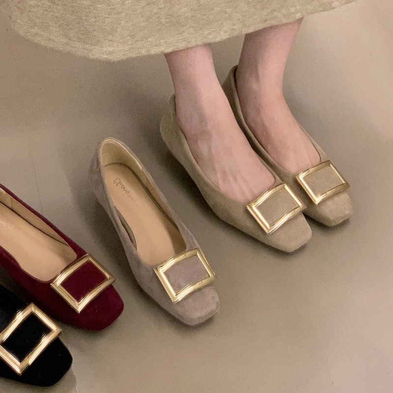 2025新款金属方扣浅口单鞋女粗跟方头玛丽珍鞋温柔仙女风通勤鞋女