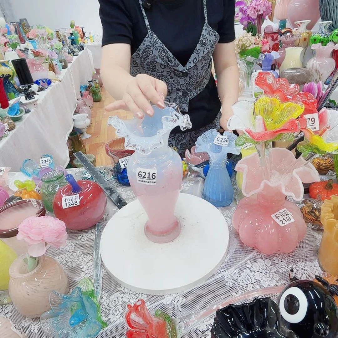 安妮琉璃摆件花瓶