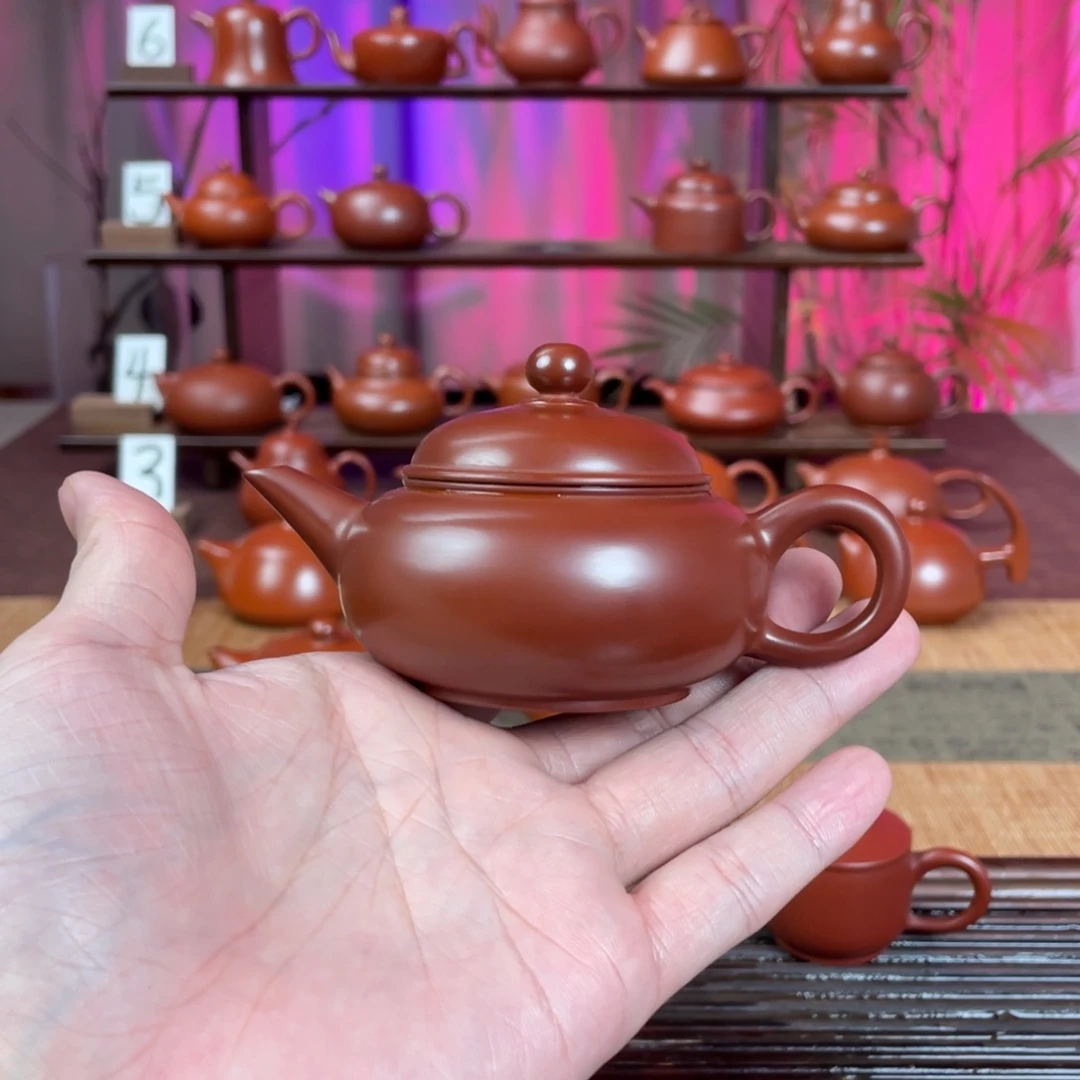 L***e茶壶紫砂精工扁水平100cc