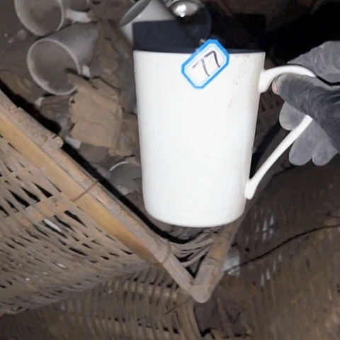 瓷片国营厂库存微瑕77