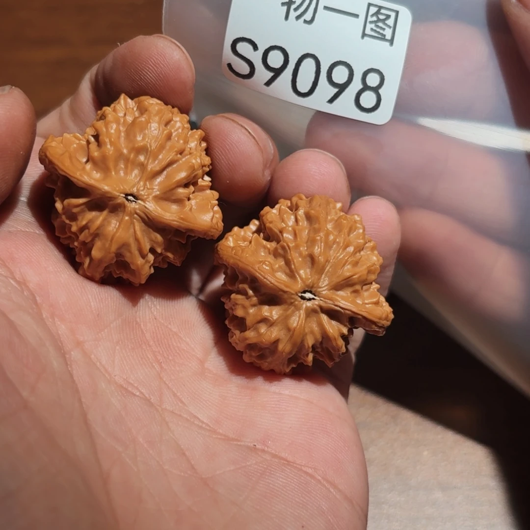吊坠文玩核桃承德鸡心