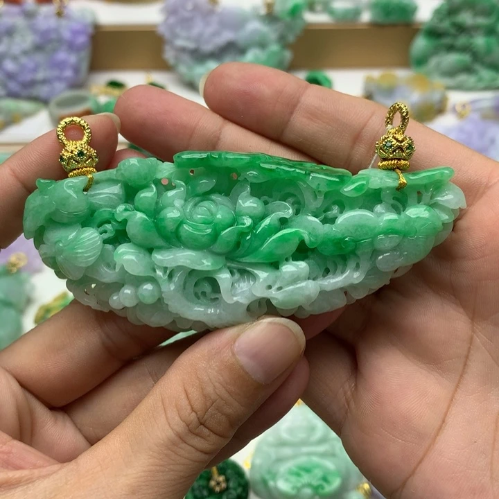 颈饰未镶嵌翡翠翡翠
