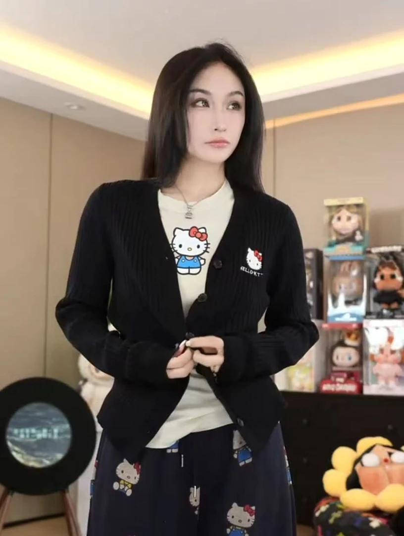 【劉發發】K097【黑灰kitty开衫】新款秋冬时尚显瘦休闲卡通毛衣开衫