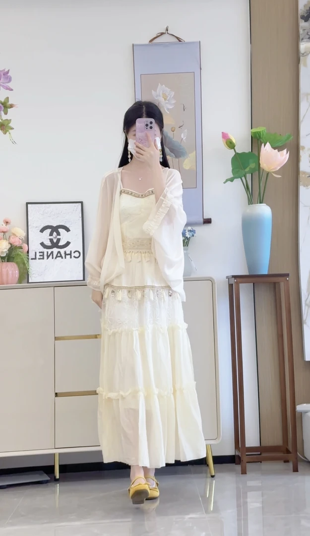 波西米亚复古连衣裙女夏海边度假风裙子云南丽江旅游穿搭吊带套装