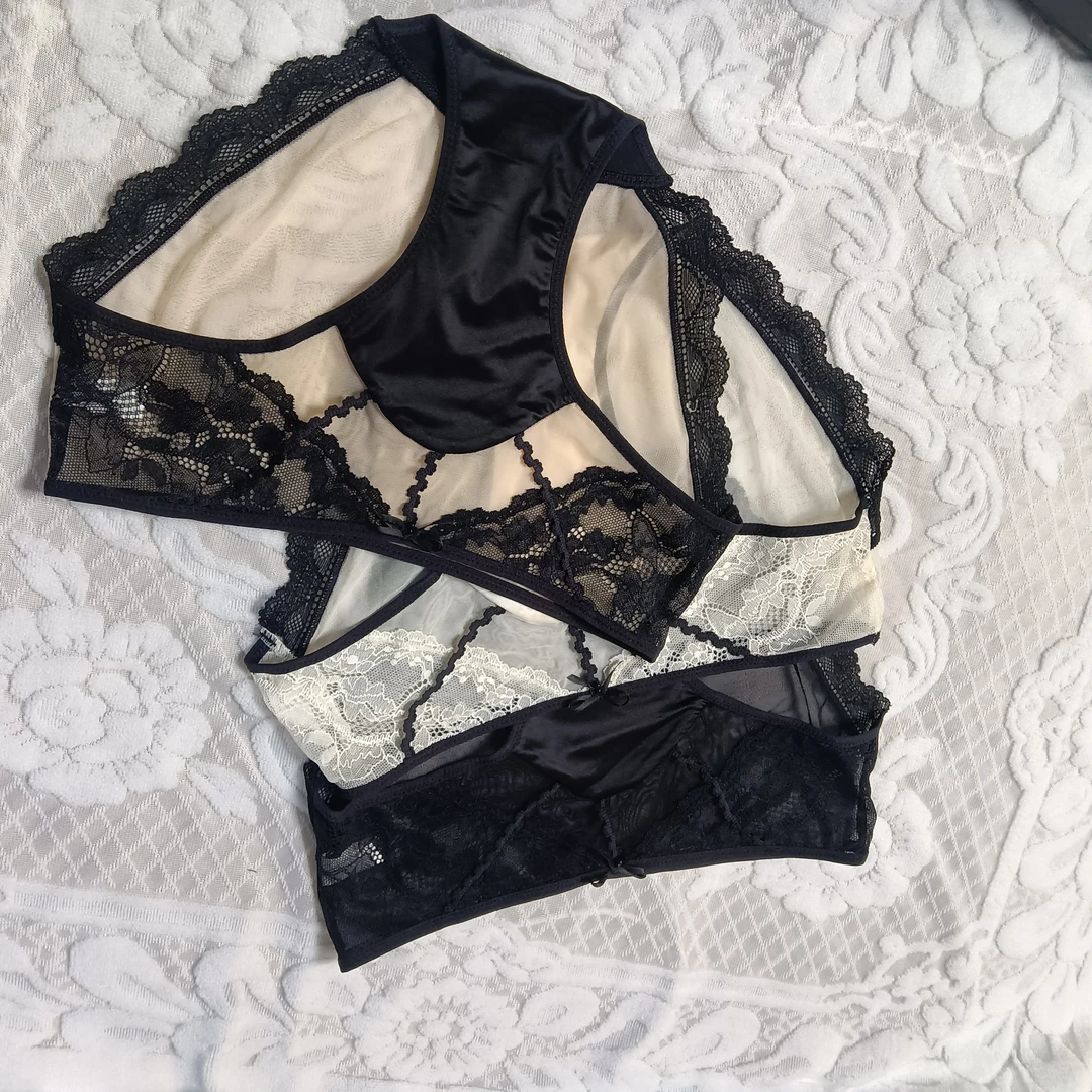 小贝、春夏款蕾丝中高腰女士内裤