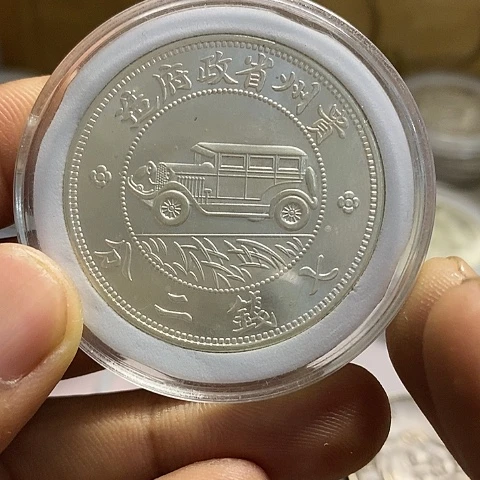 纯银高仿工艺品小汽车