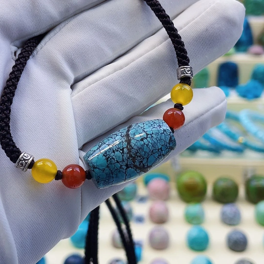 绿松石未镶嵌挂件