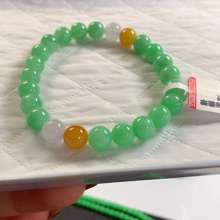 翡翠未镶嵌颈饰手串