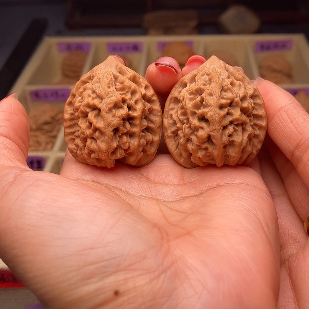 文玩核桃吊坠太行龙纹36