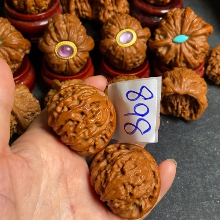 文玩核桃把件白狮子的898