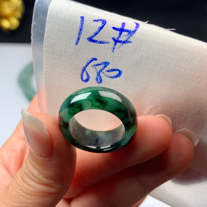 定制翡翠未镶嵌戒圈