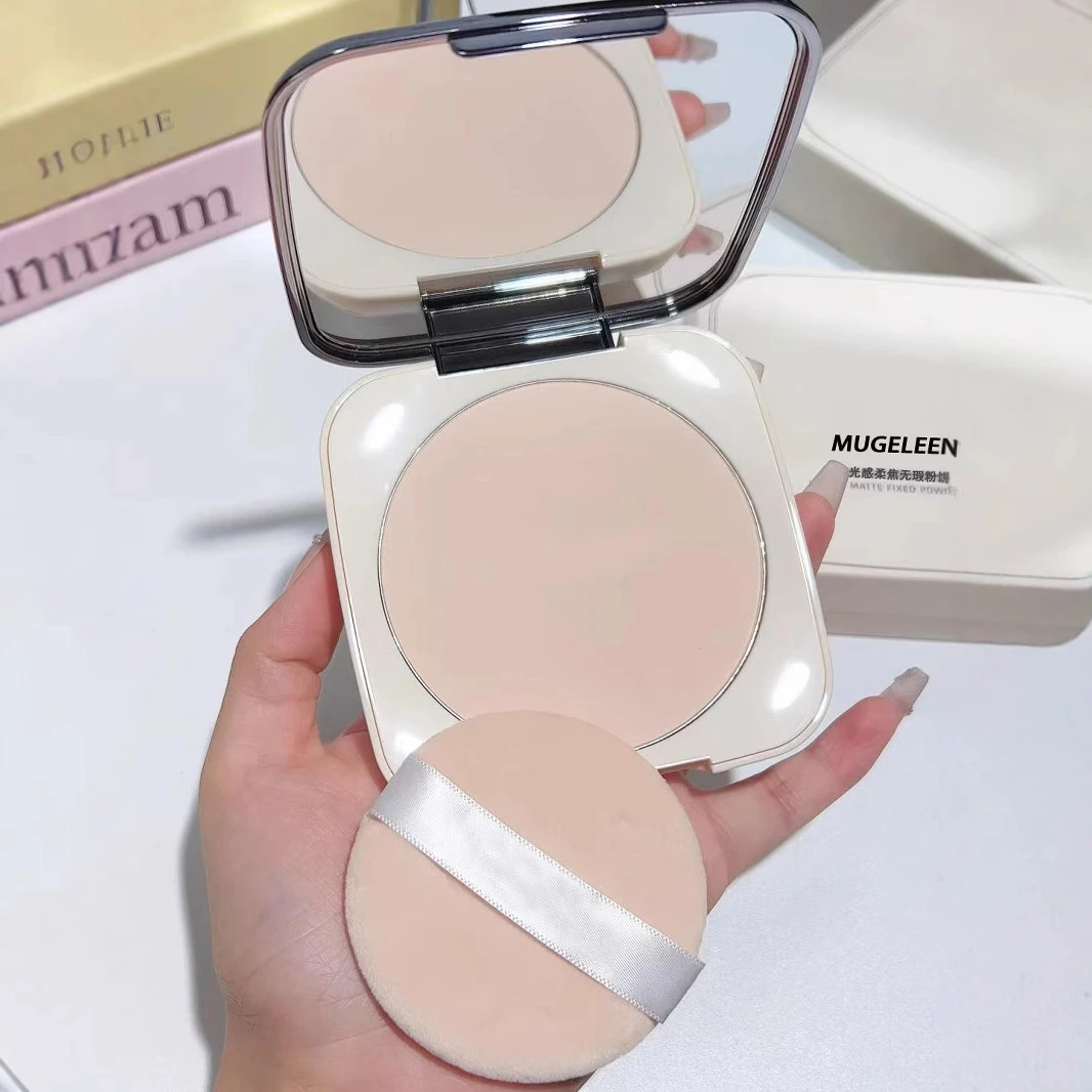 控油持久光感柔焦无瑕粉饼早八伪素颜带镜子粉扑防水防汗遮瑕粉饼