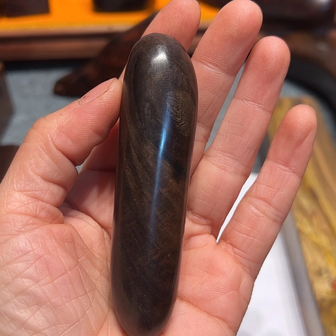 交趾黄檀（大红酸枝）a****m