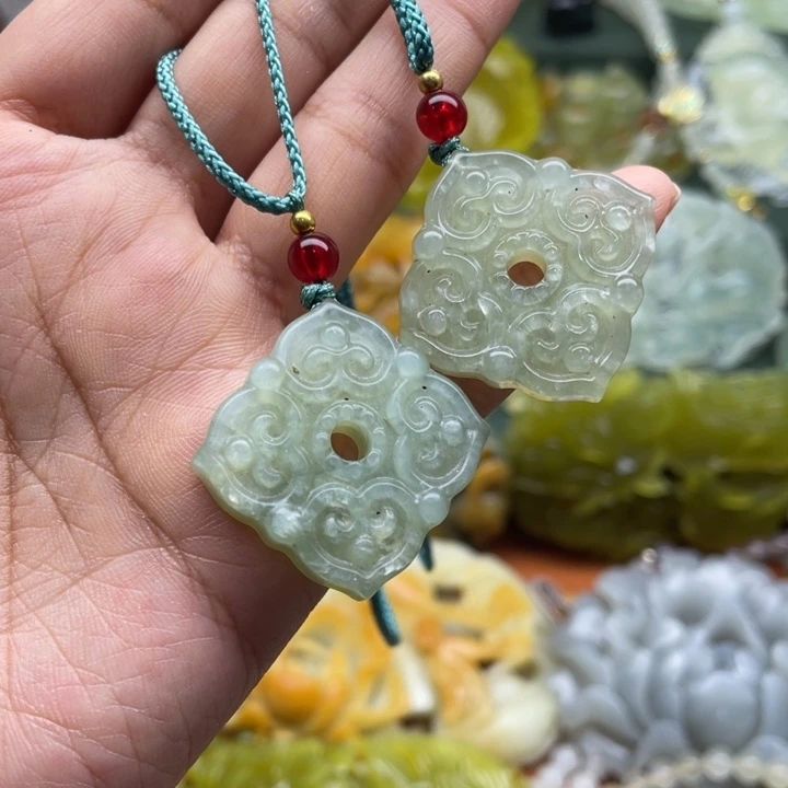 未镶嵌岫玉吊坠毛衣链锁骨链