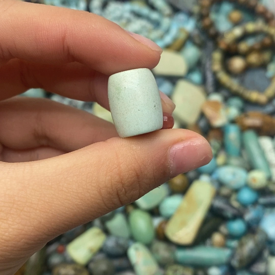 南红玛瑙未镶嵌珠宝奇石