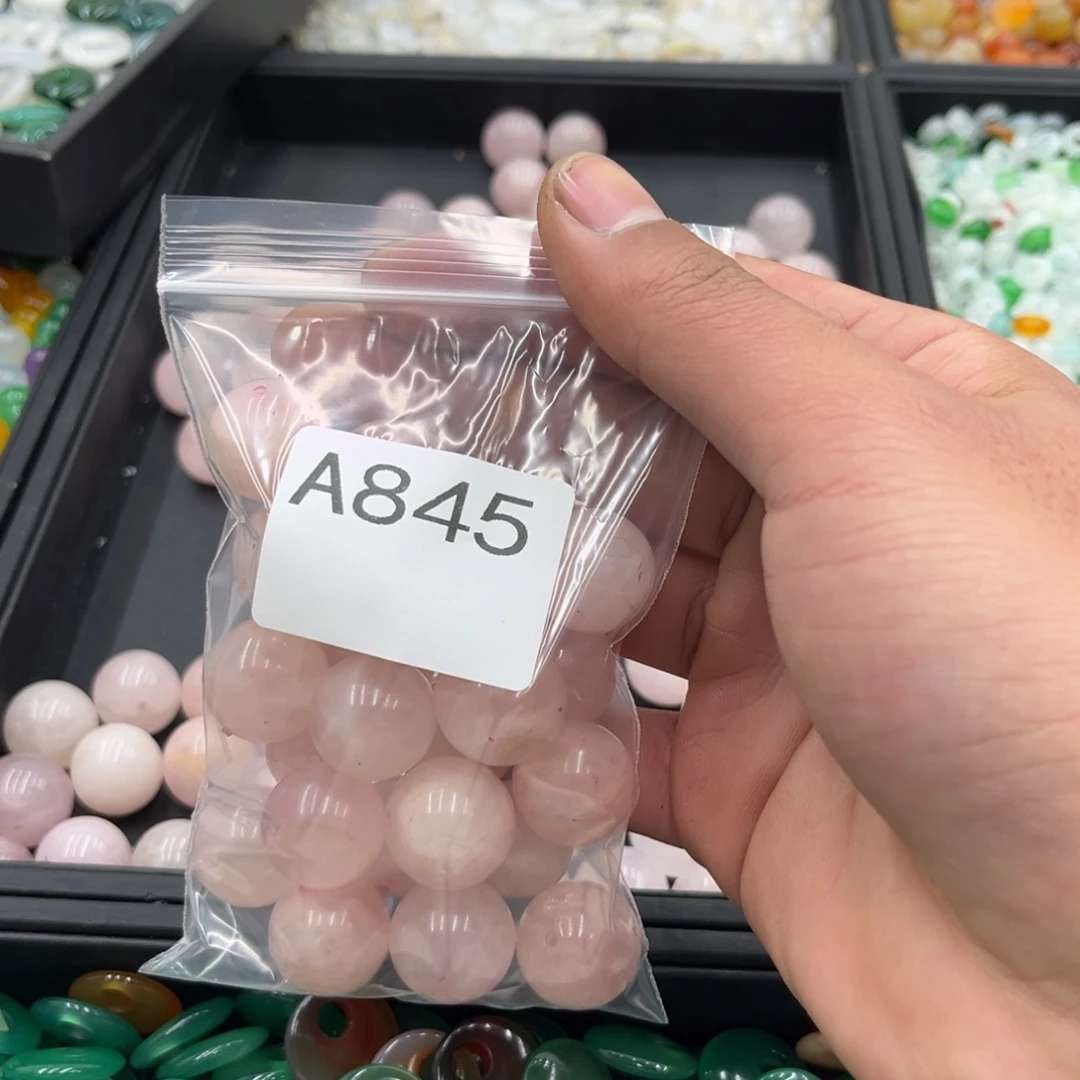 化***。玛瑙/玉髓合金颈饰