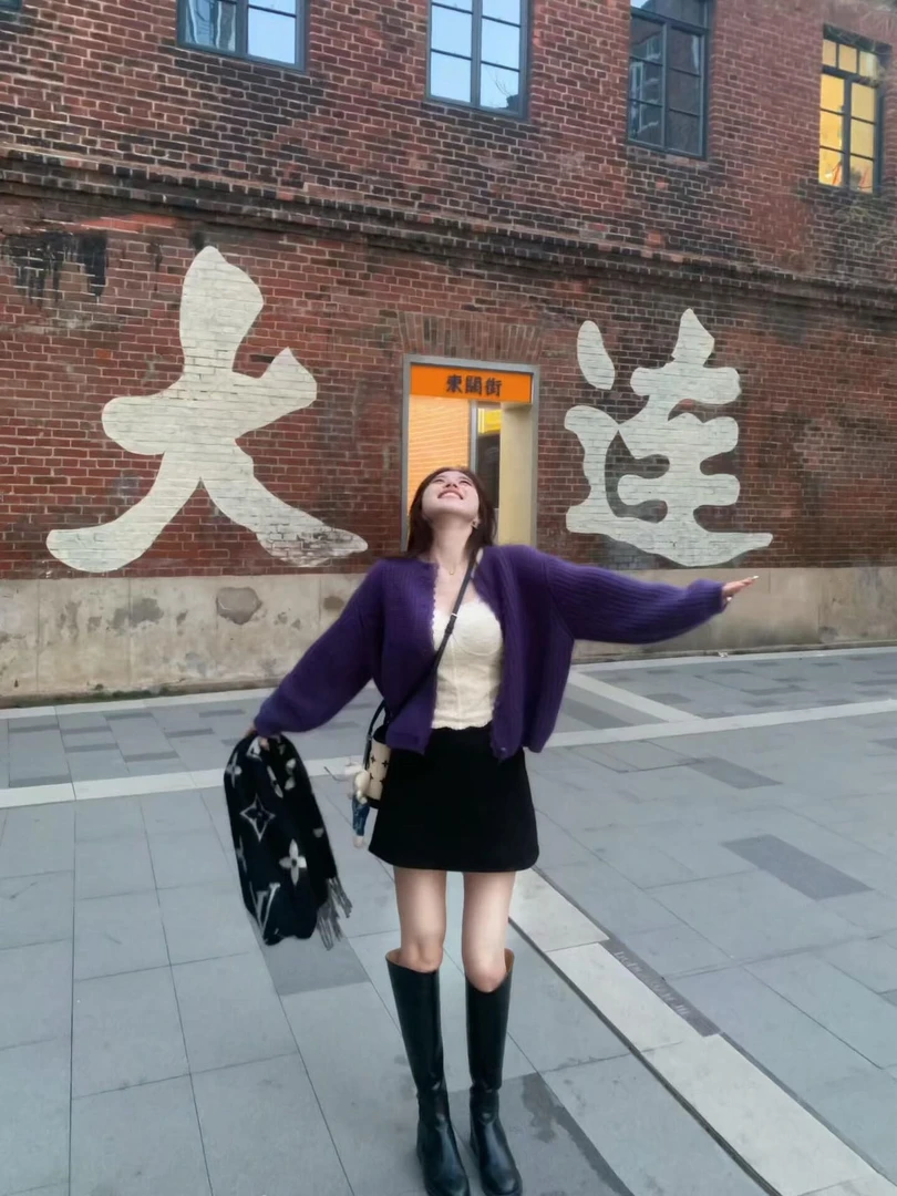 秋冬新款新款时尚洋气百搭女装紫色慵懒风气质针织开衫半身裙套装