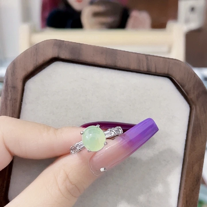 翡翠未镶嵌颈饰天然翡翠Ａ货