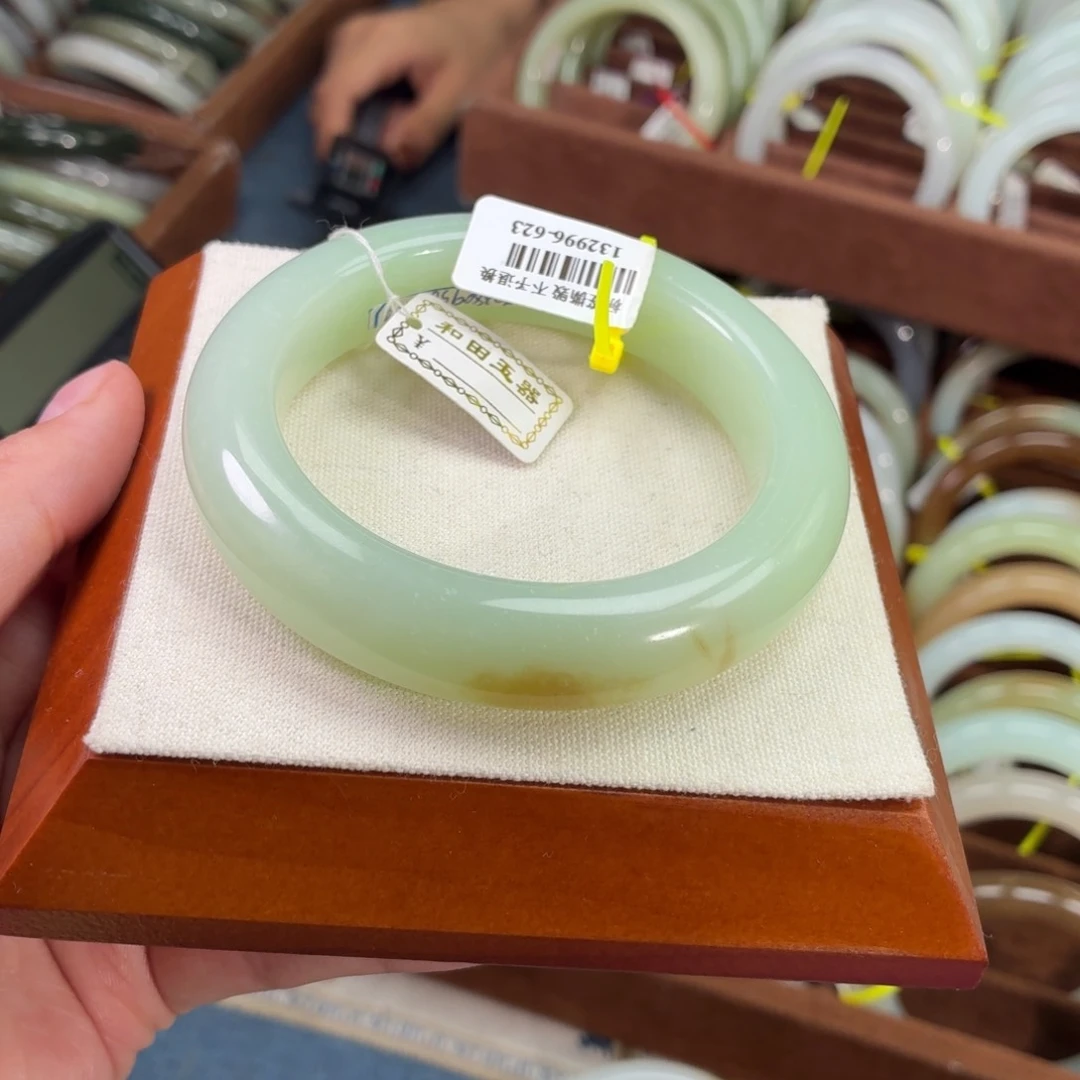 未镶嵌手镯和田玉58 59