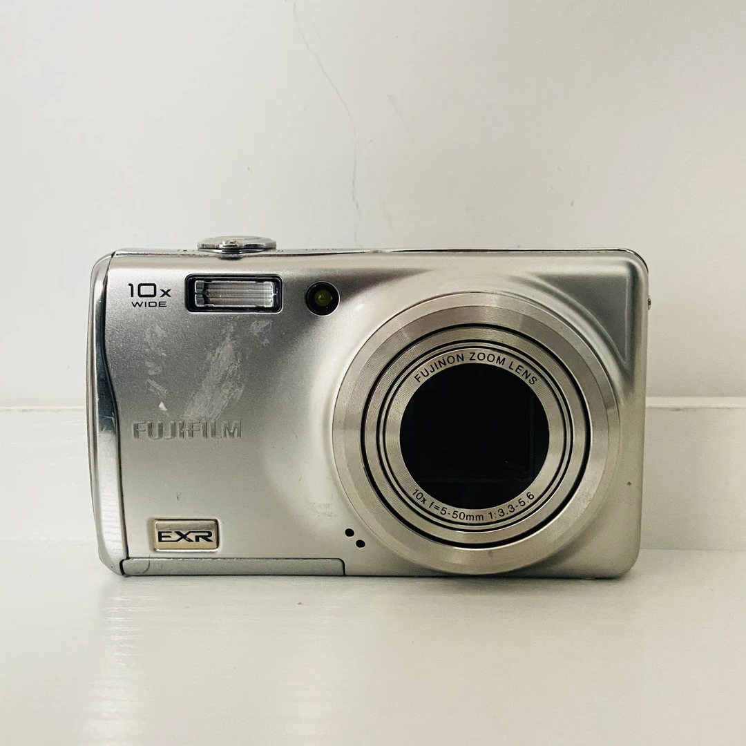 95新 Fujifilm/富士 F75EXR 1000万像素 10倍变焦 配件齐全NO返换