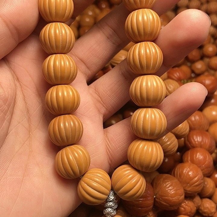 猴头核桃手串哆**梦呱呱