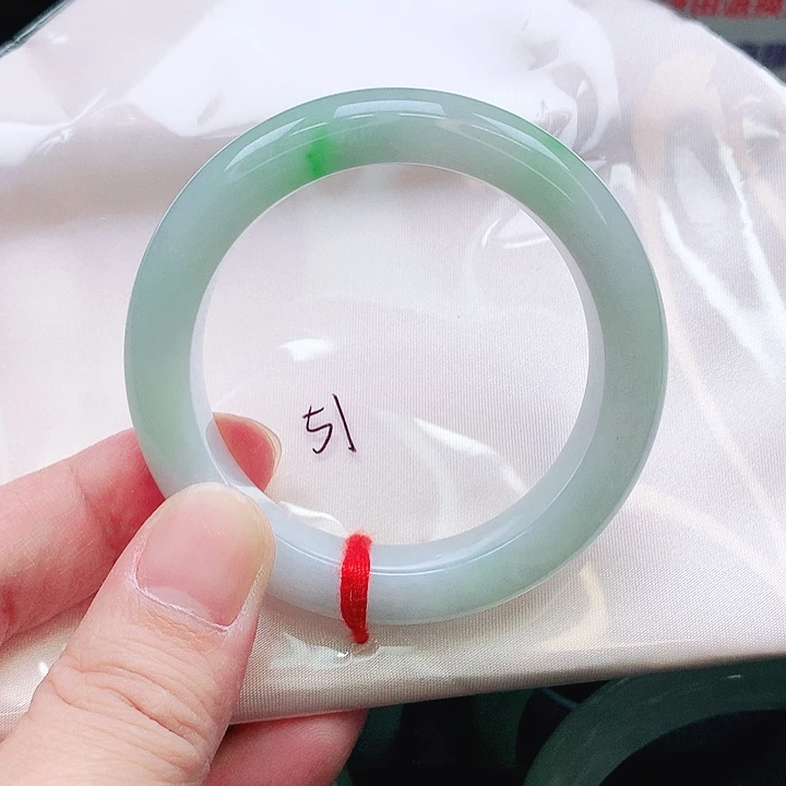 翡翠未镶嵌手镯119