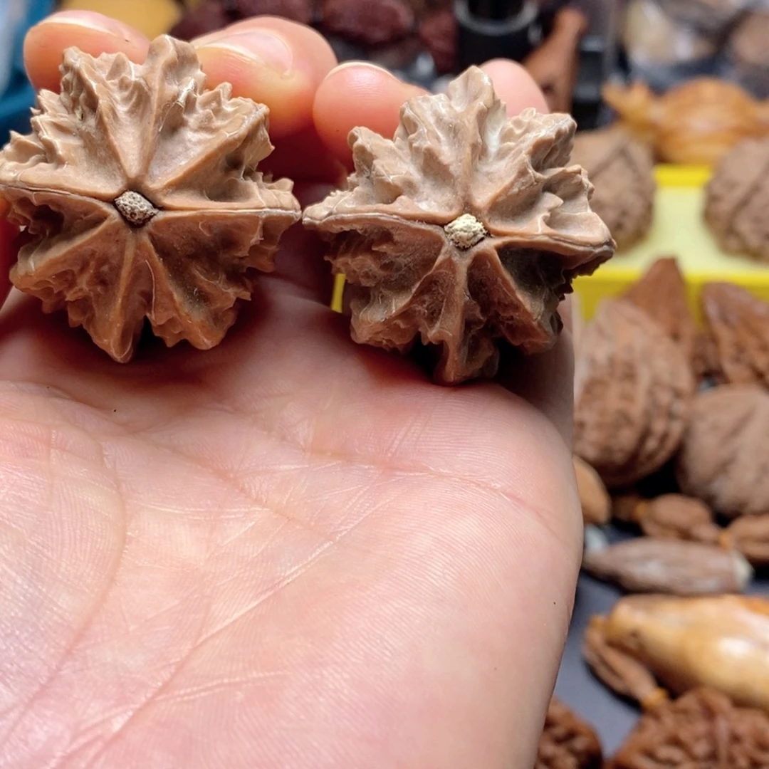 文玩核桃吊坠锦****司瑕疵52