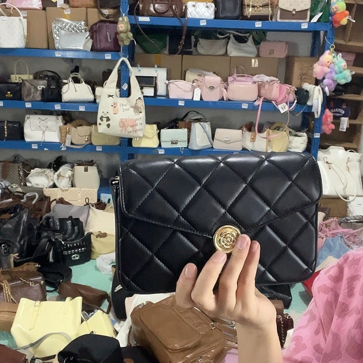 蚕丝健健康康平平安安