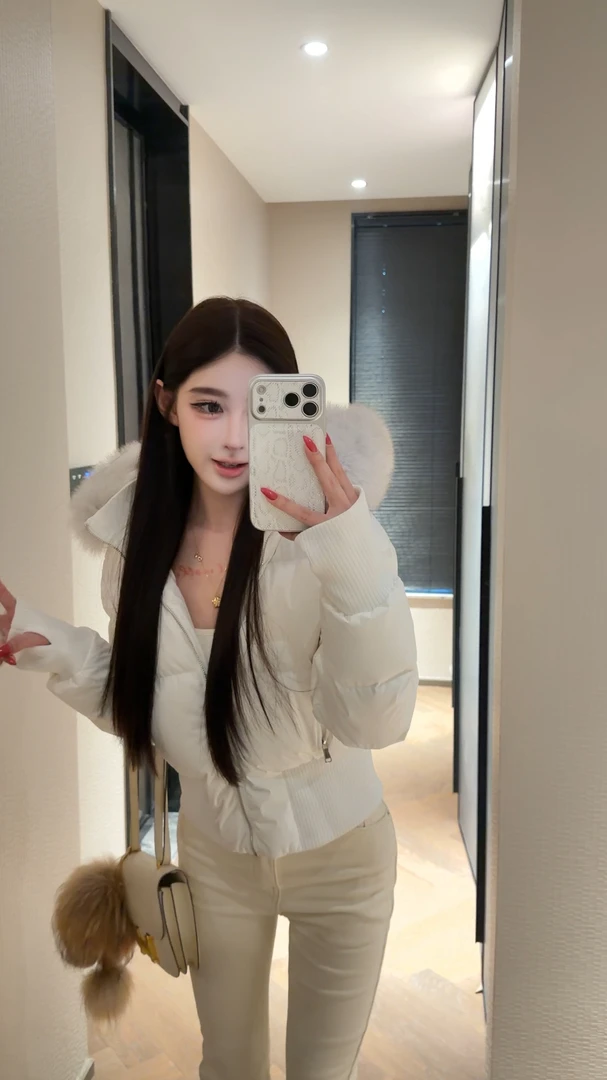 “雪狐日记”真狐狸毛领90白鹅绒羽绒服百搭收腰显瘦外套00136