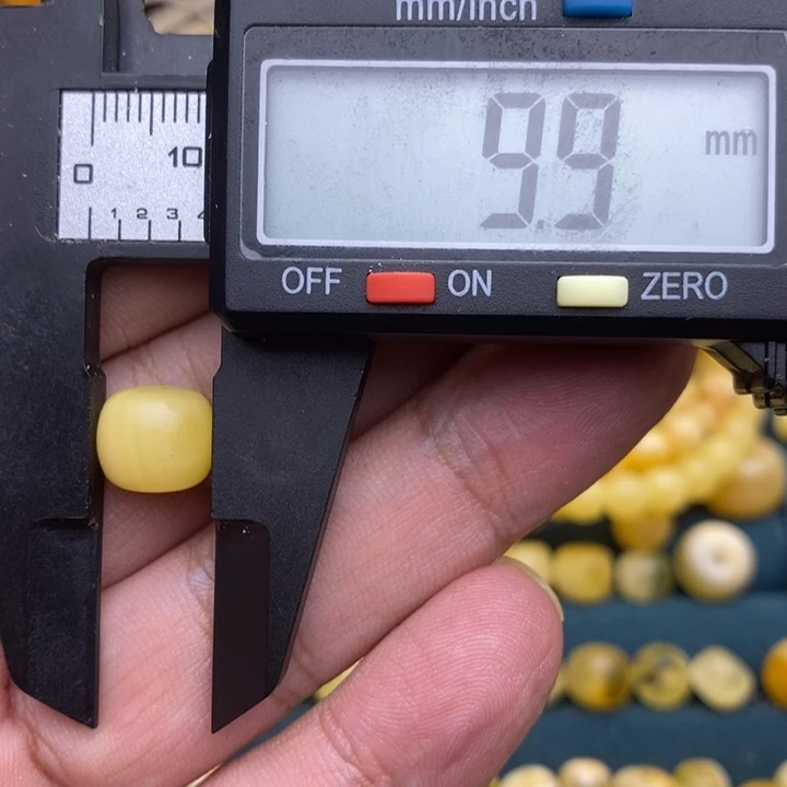 琥珀未镶嵌裸石29号9.9*8.5