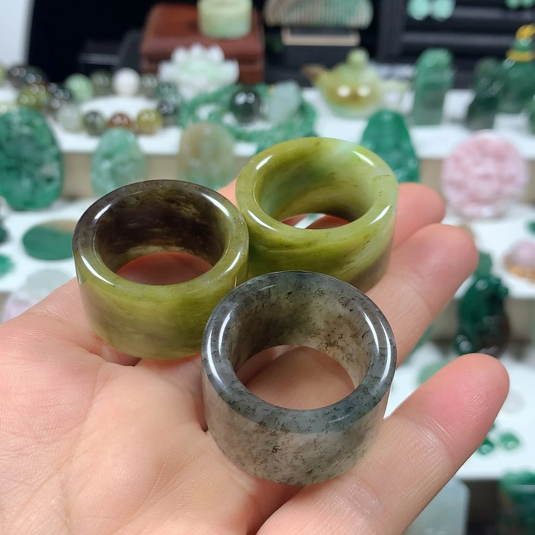 未镶嵌独山玉颈饰磨*唧