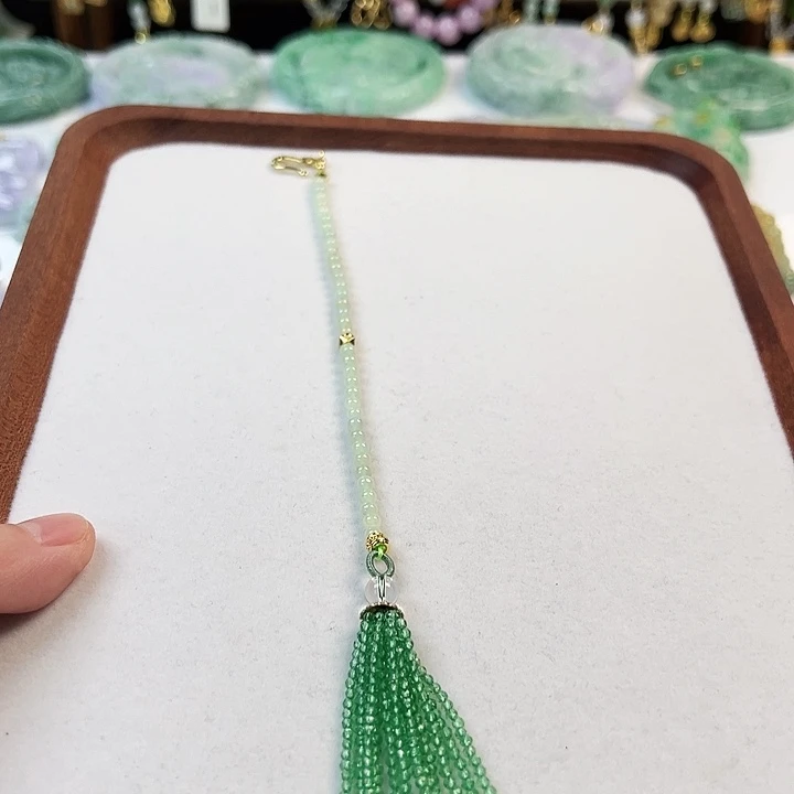 翡翠挂件未镶嵌挂件