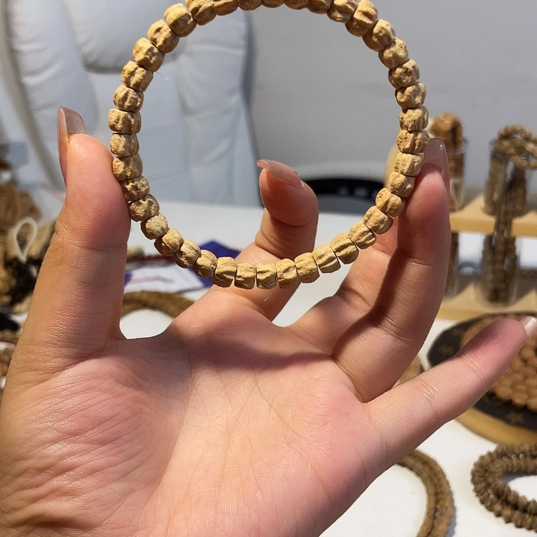 柏香籽/百香籽吊坠