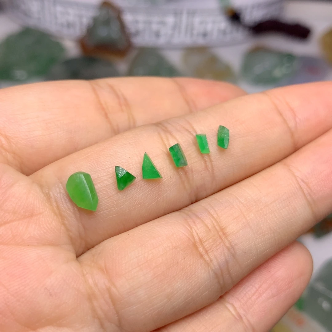 定制翡翠未镶嵌天然翡翠定制