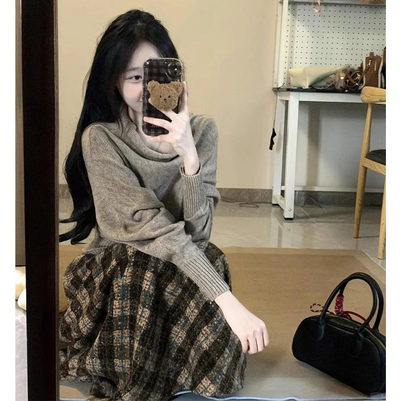 新年战袍复古针织套头毛衣格子半身裙显瘦两件套女2025年秋冬新款